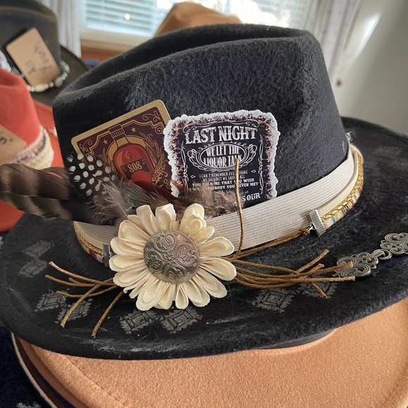 Meet your Posher, Kimberly - Picture 8 of 13